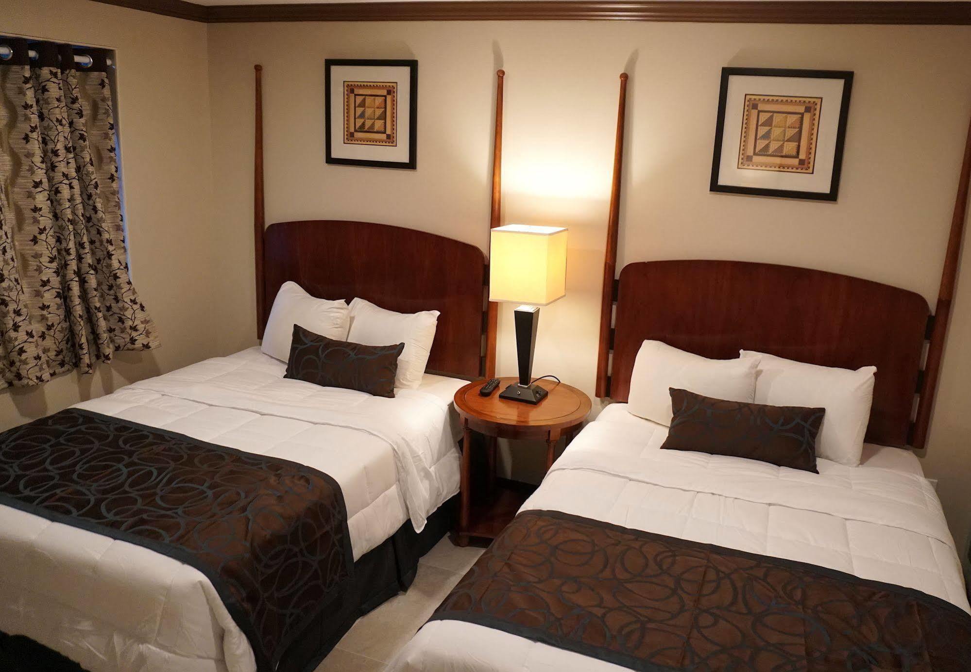 Beachside Hotel 4*