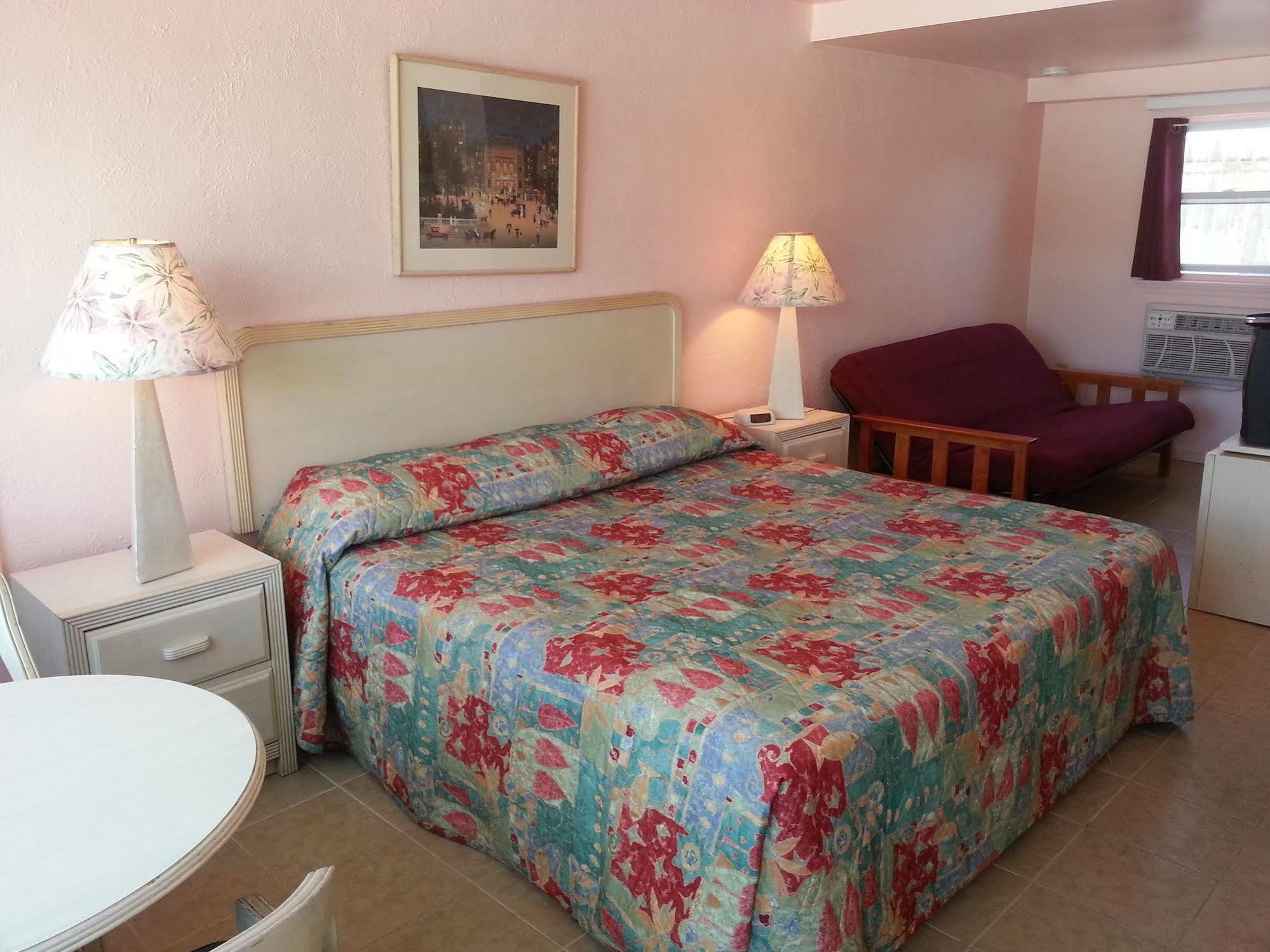 Motel Sandbox 3*