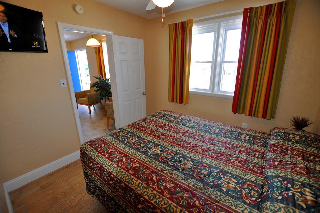 Nantucket & Motel
