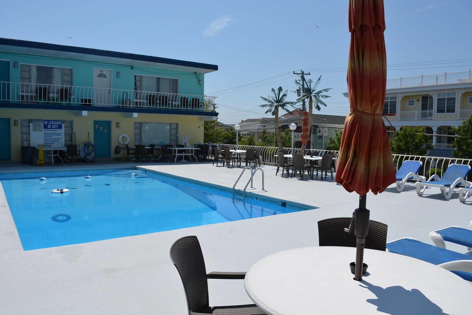 Motel Royal Court 2*