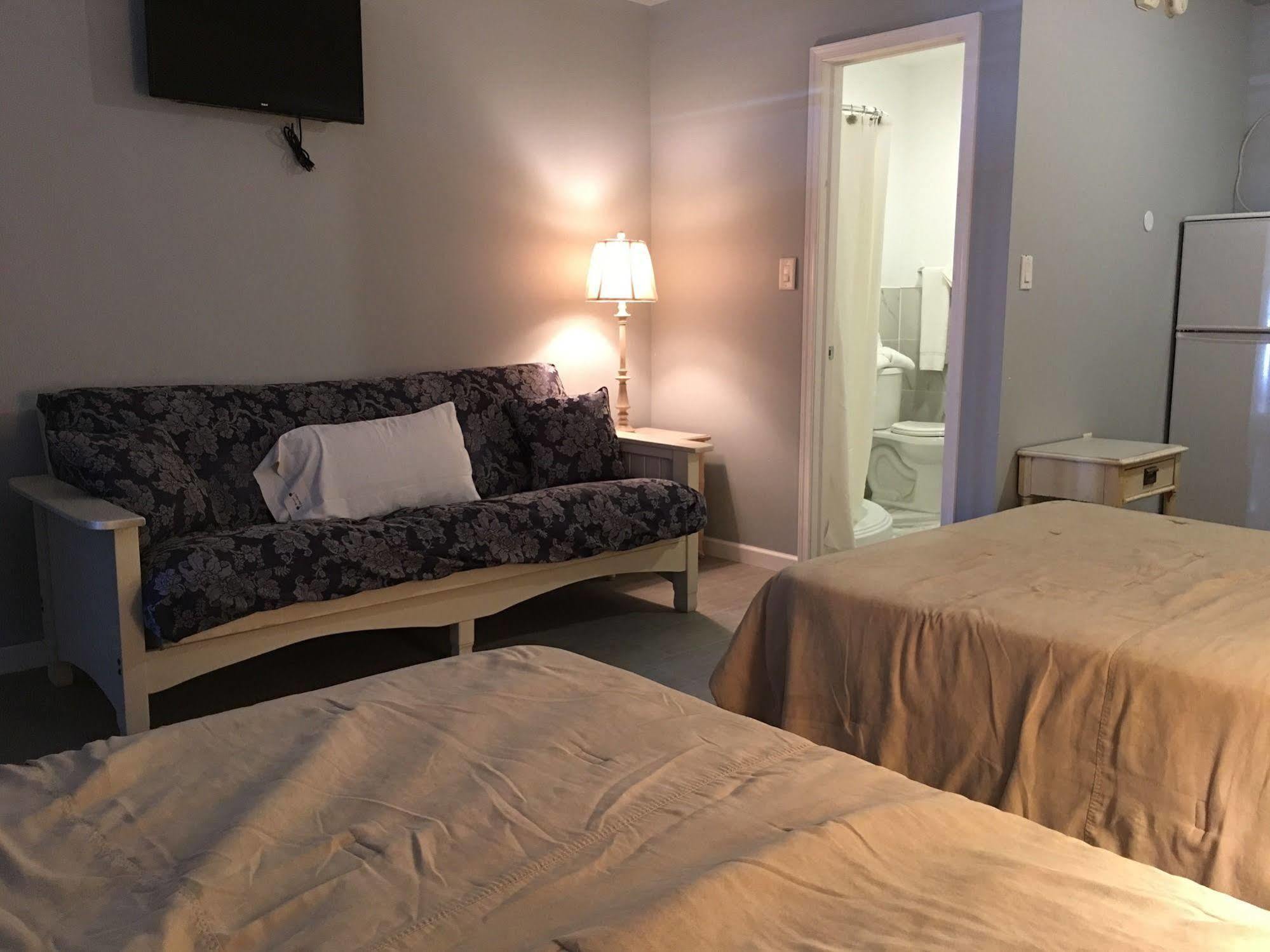 Motel Twilight 3*