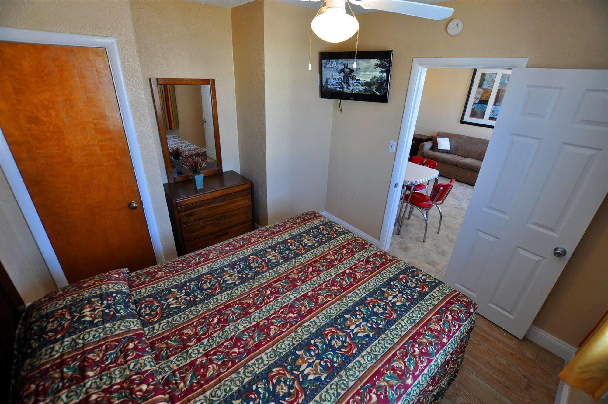 Motel Nantucket & 2*