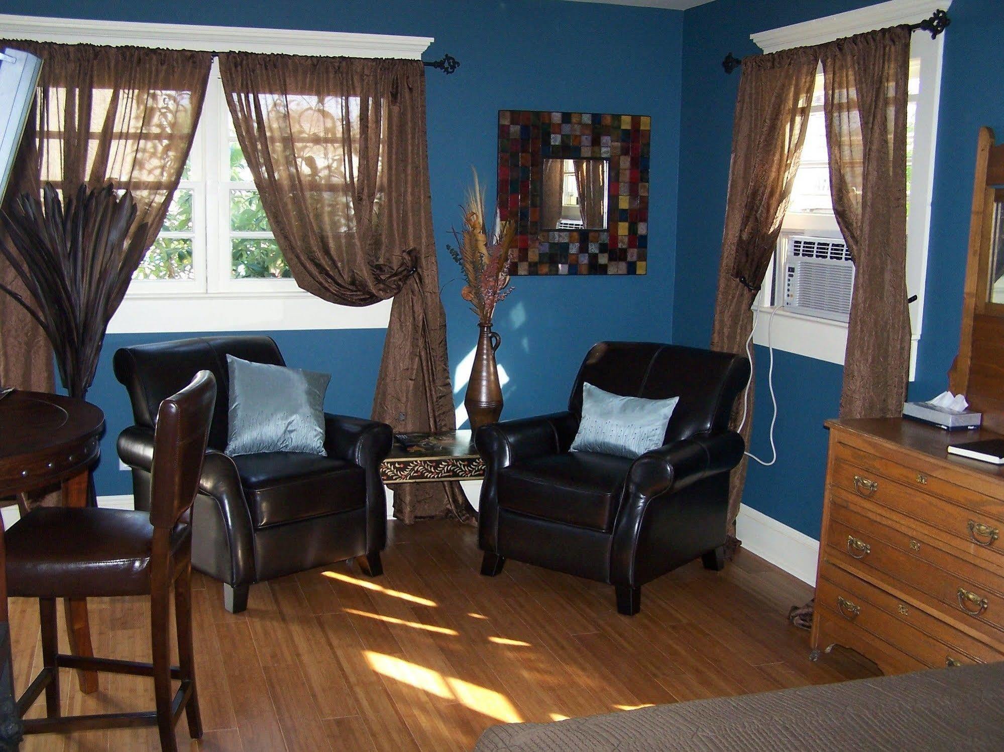 The Sea Gypsy Bed & Breakfast Wildwood