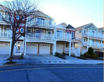 The Sea Gypsy Bed & Breakfast Wildwood