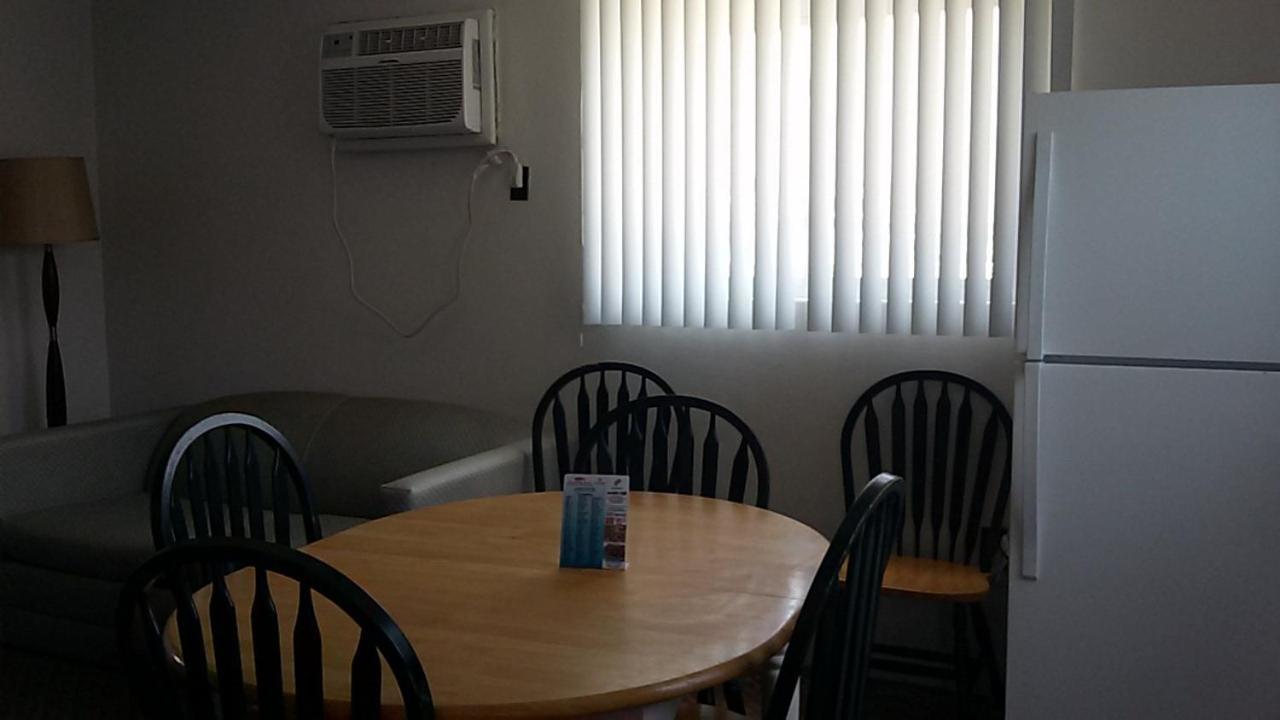 Tide Winds Motel 2*