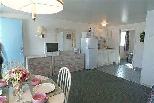 Caprice - Motel Wildwood