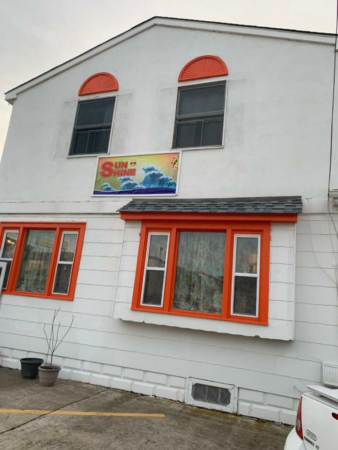 Sunshine Motel
