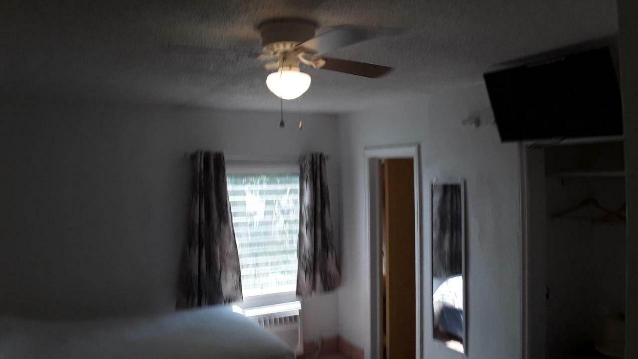 Sunshine Motel Motel