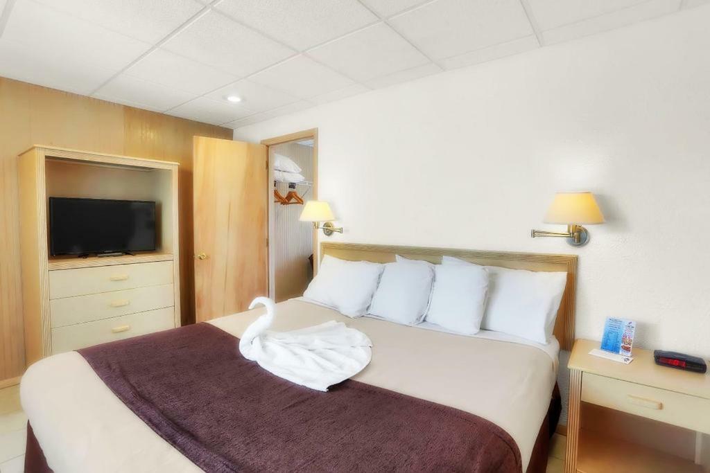 Heart Of Boardwalk Motel 2*