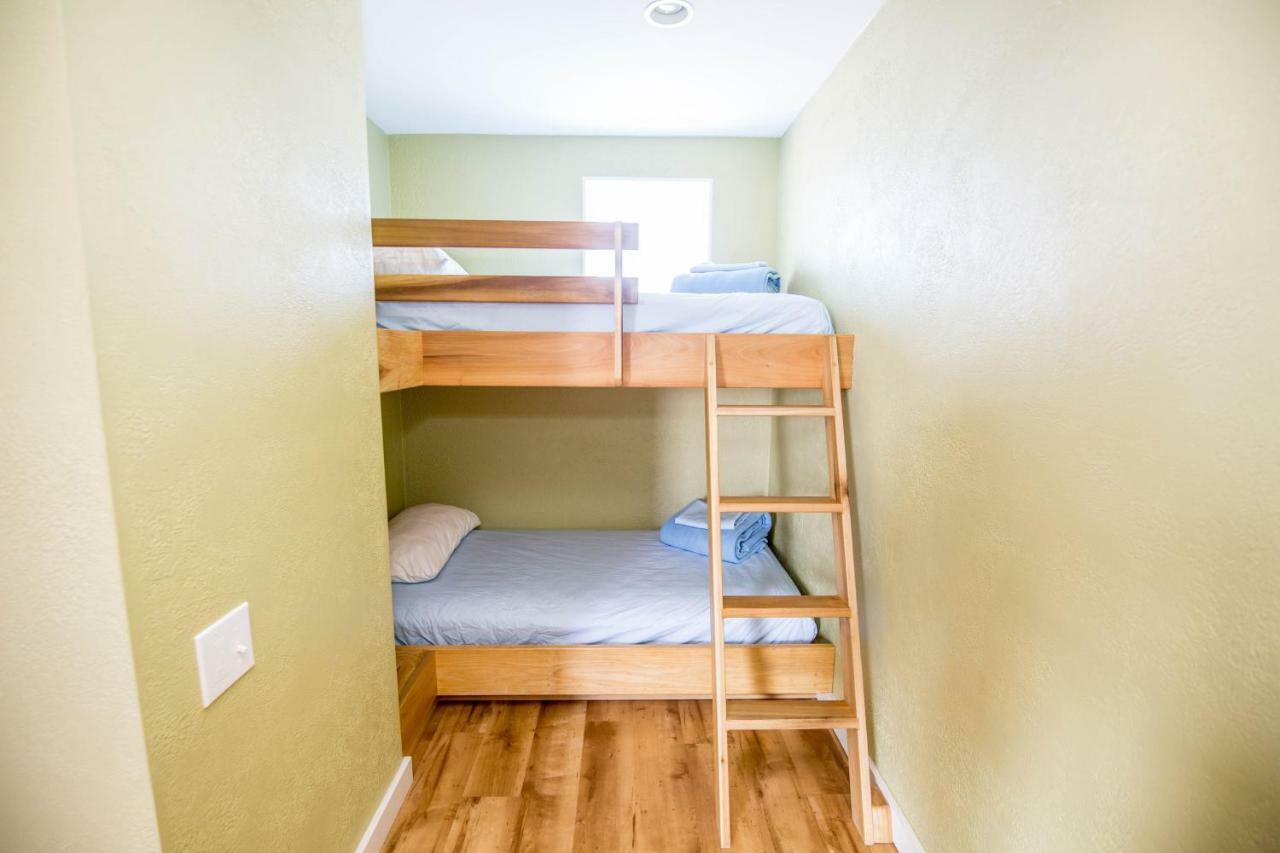 Blue Palms Motel 3*