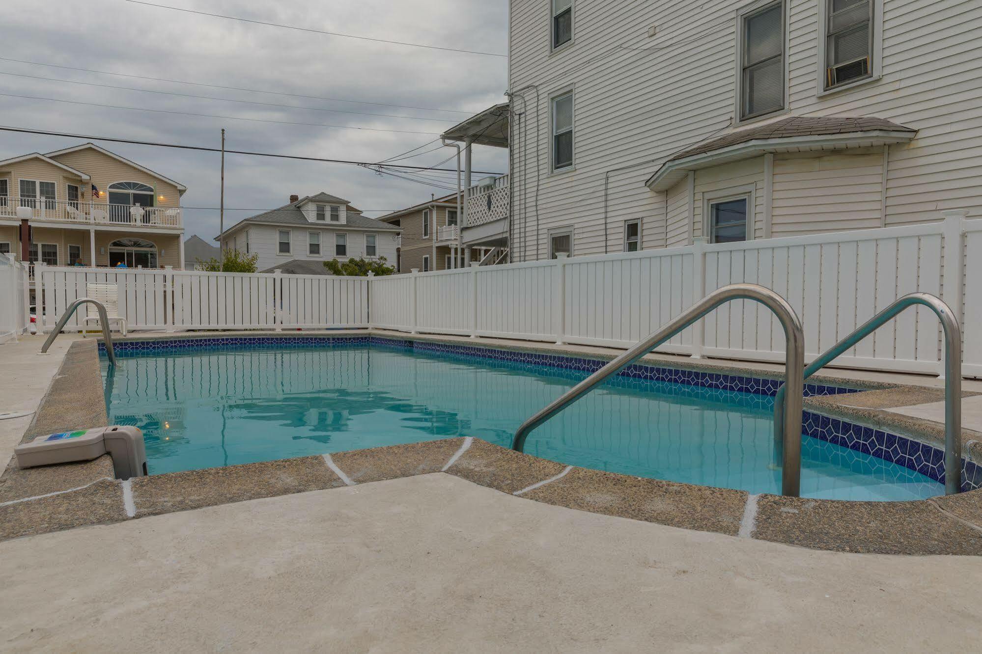 Travelodge & Boardwalk 3* Wildwood