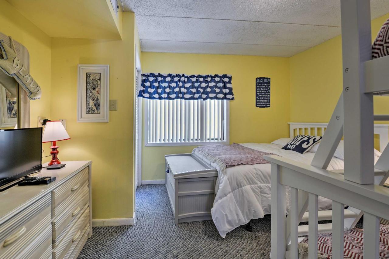 Coastal With Pool, 1 Block To Beach!