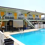 Sunrise Inn