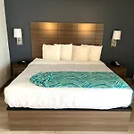 Le Voyageur - A Red Collection Hotel