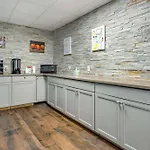 The Waves Hotel, Ascend Hotel Collection