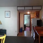 Sunflower Motel