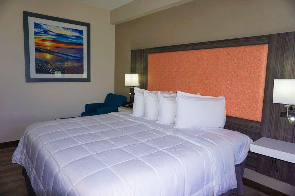 The Waves Hotel, Ascend Collection 4*