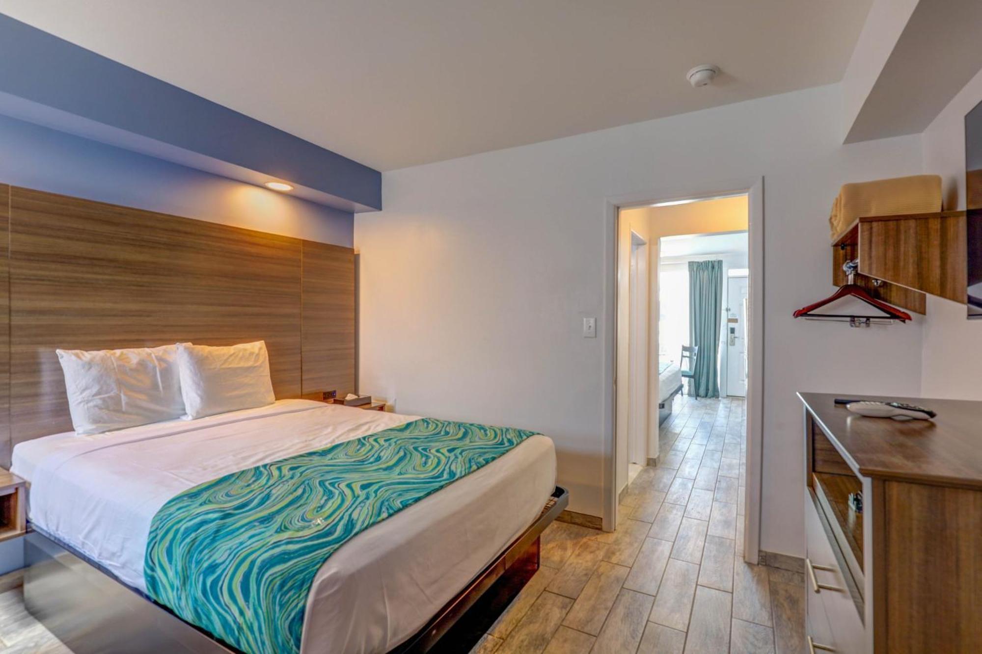 Le Voyageur - A Red Collection Hotel