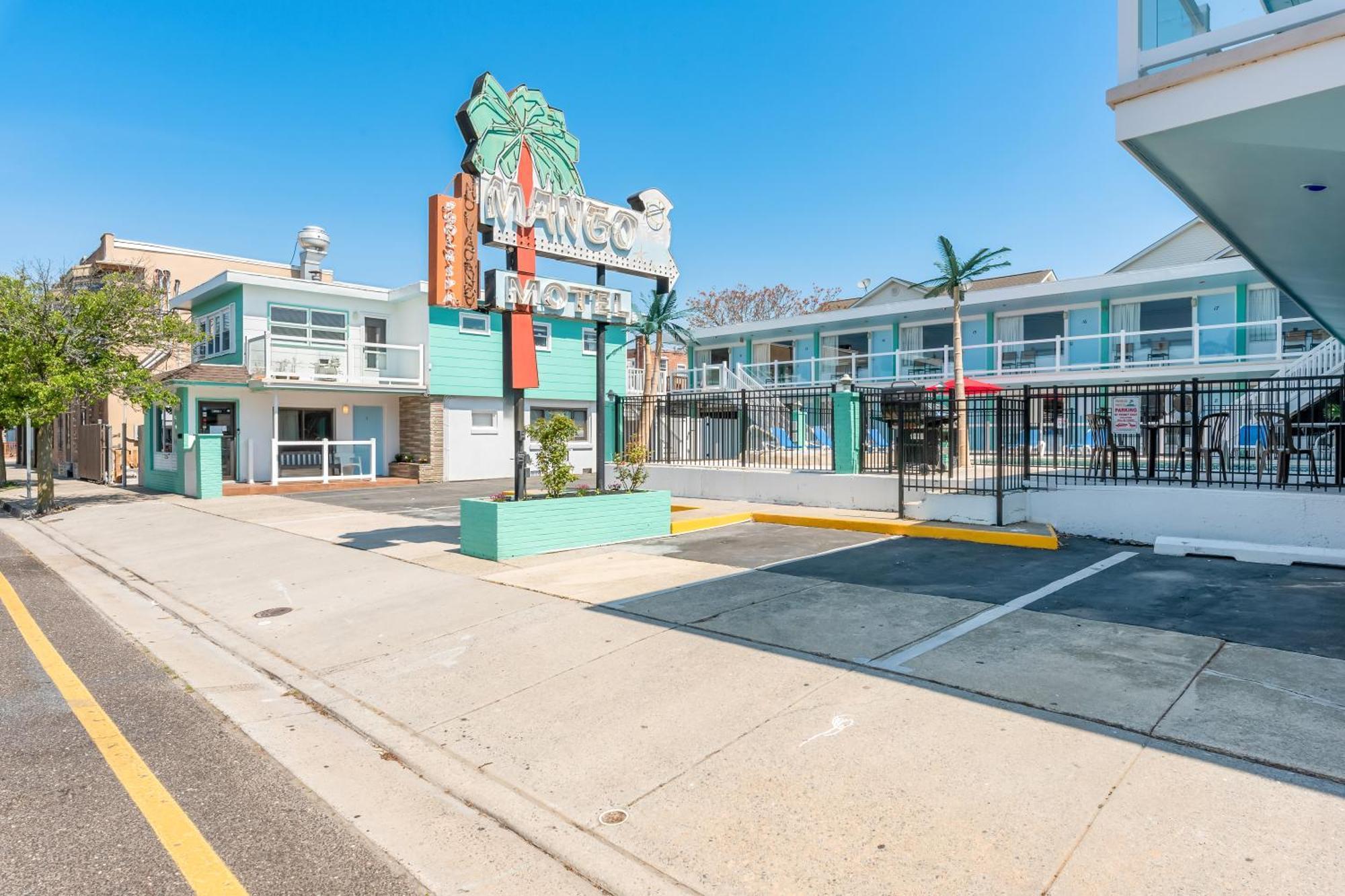 Mango Motel 3*