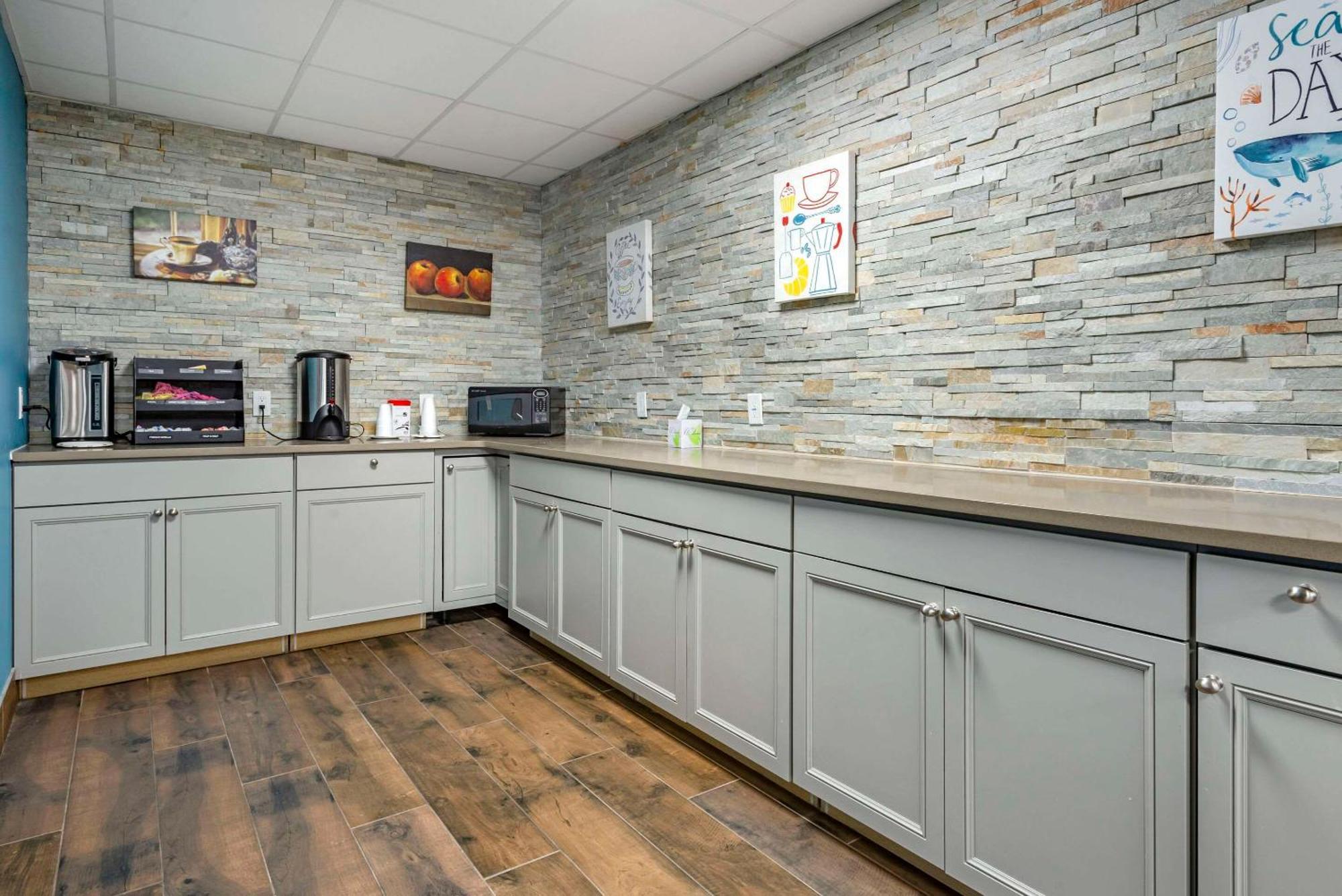 The Waves Hotel, Ascend Collection 4* Wildwood
