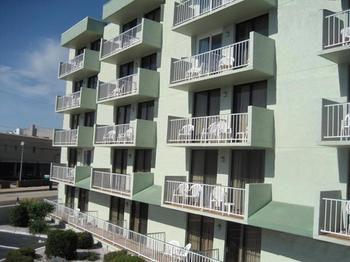Diplomat Club Hotel Wildwood