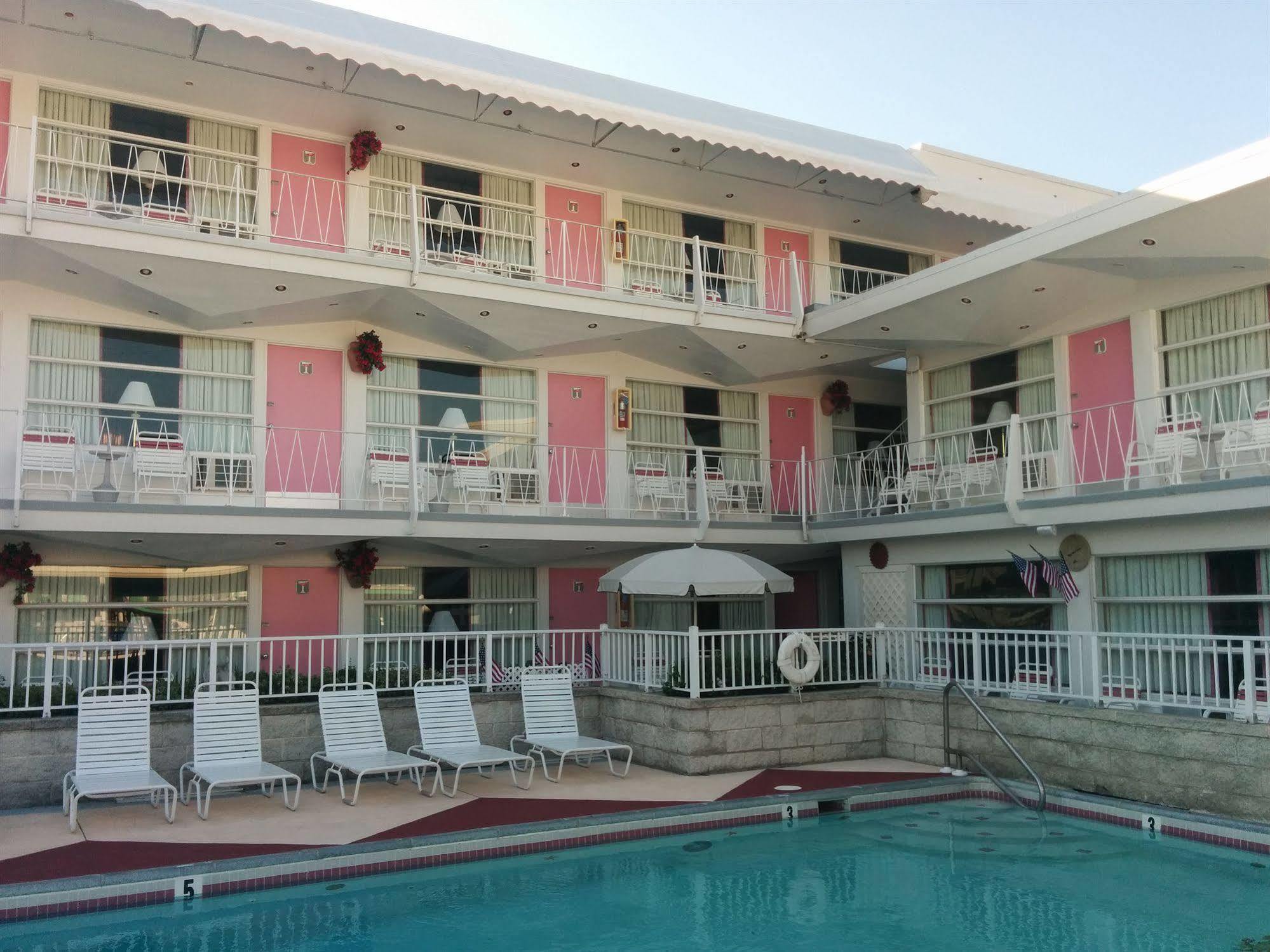 Motel Pink Champagne Wildwood